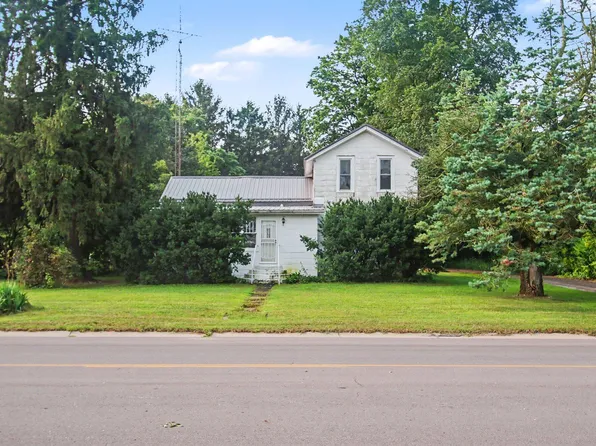 62835 Red Arrow Hwy, Hartford, MI 49057