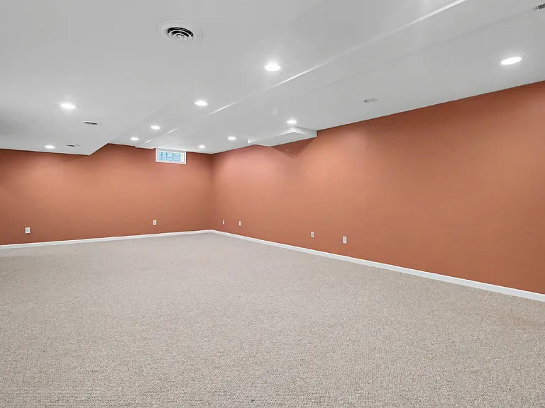 2685 Diane Marie Ct — Photo 12