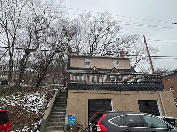 3rd image of 728 Woodland Ave