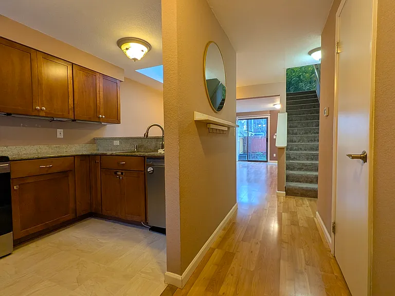 13147 113th Pl NE — Photo 2