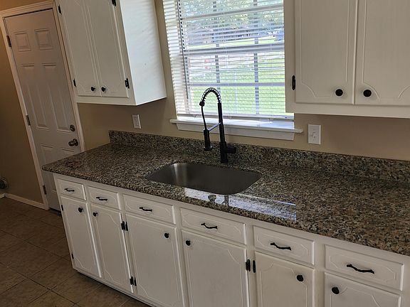 2nd image of 42421 Deluxe Lake Dr #4A