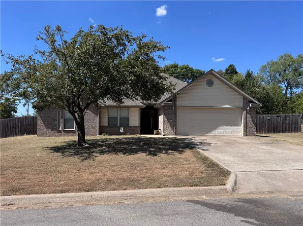 400 Beca Ln, Prairie Grove, AR 72753