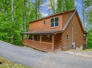 109 Laurel Way, Gatlinburg, TN 37738