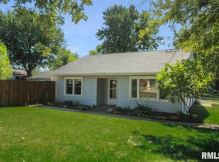 1600 Saratoga St, Pekin, IL