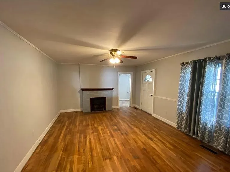 2419 S Greenwood Ave — Photo 8