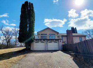 2190 Mailand Rd E, Saint Paul, MN 55119