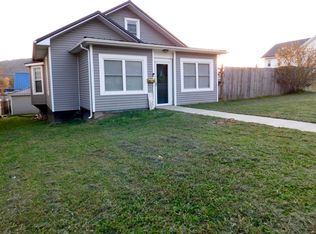 521 Elm St, Ravenna, KY 40472