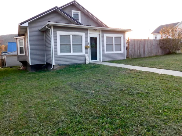 521 Elm St, Ravenna, KY 40472