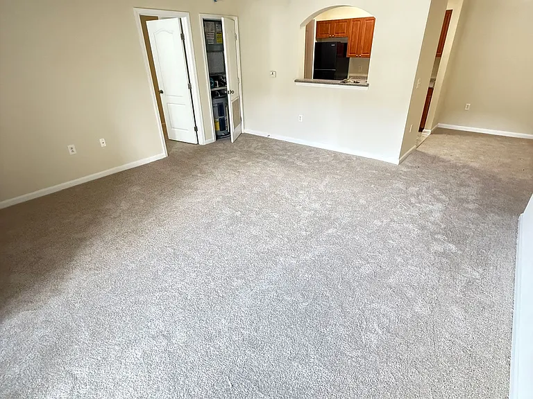 Clairmont at Farmgate — Photo 84