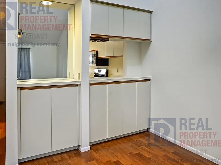 251 Fenwick Dr #14 — Photo 7