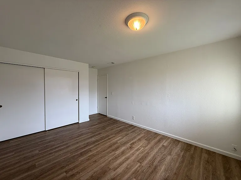1693 E Alvin Ave — Photo 39