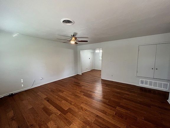 5th image of 109 Poco Vista Dr S