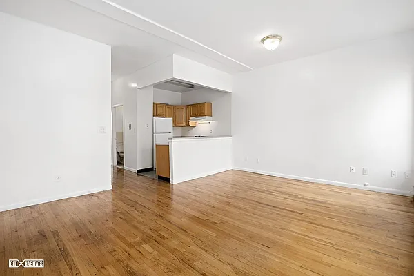 Rented by Citi Habitats | media 6