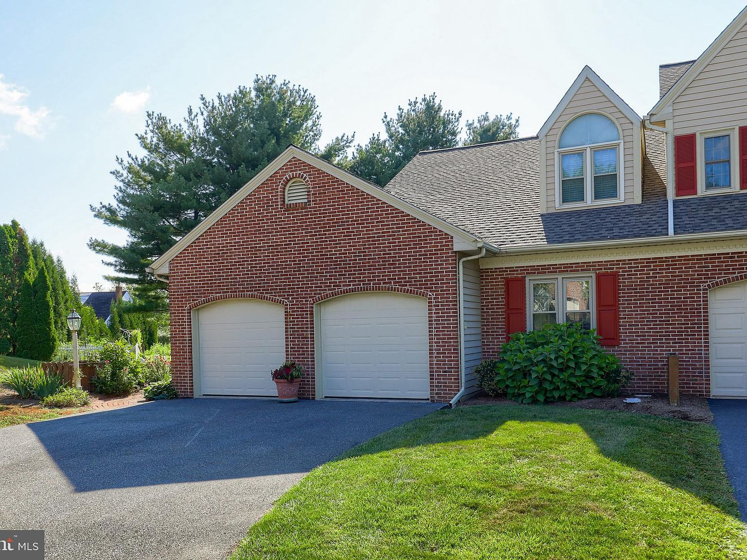 3210 Pinewyn Cir, Lancaster, PA 17601 Zillow