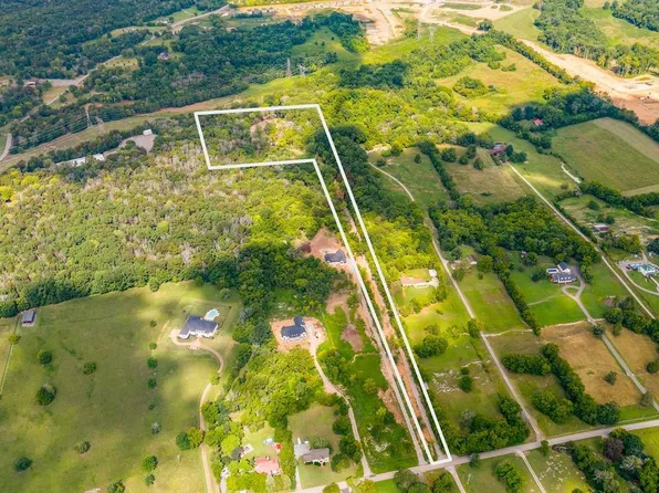 915 Cooks Rd, Mount Juliet, TN 37122