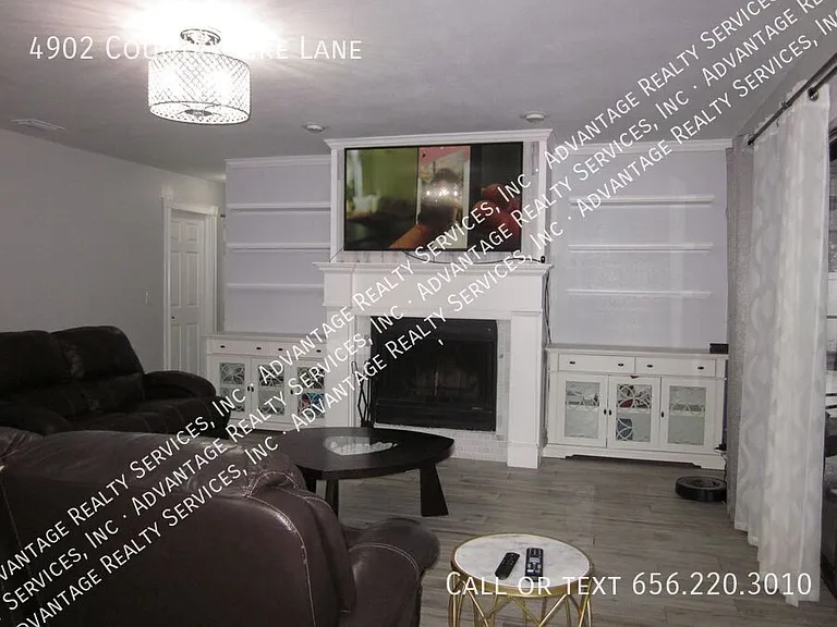 4902 Country Aire Ln — Photo 10