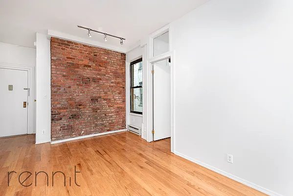 Rented by Rennit Inc. | media 16