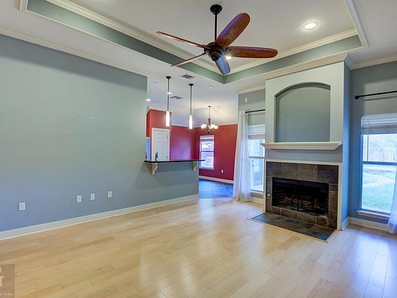 5th image of 407 Whitefield Ct