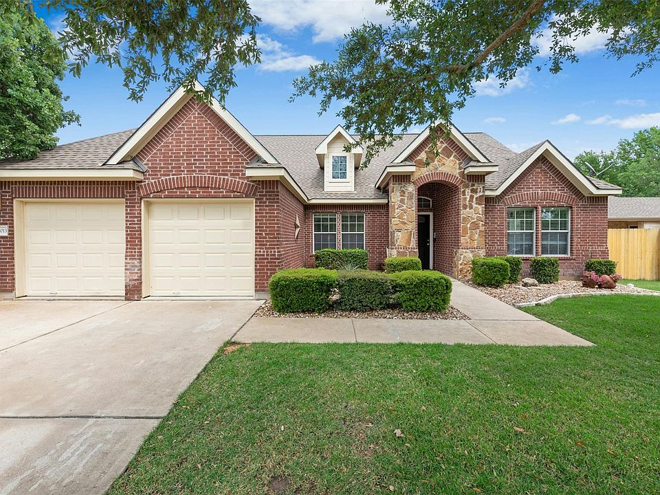 1st image of 30013 Edgewood Dr