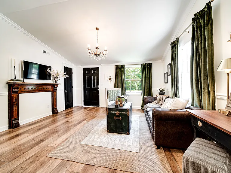 Harpeth Dr — Photo 8