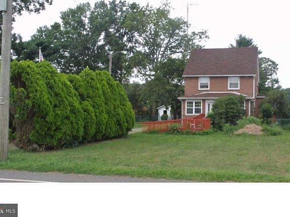 2nd image of 3070 N West Blvd