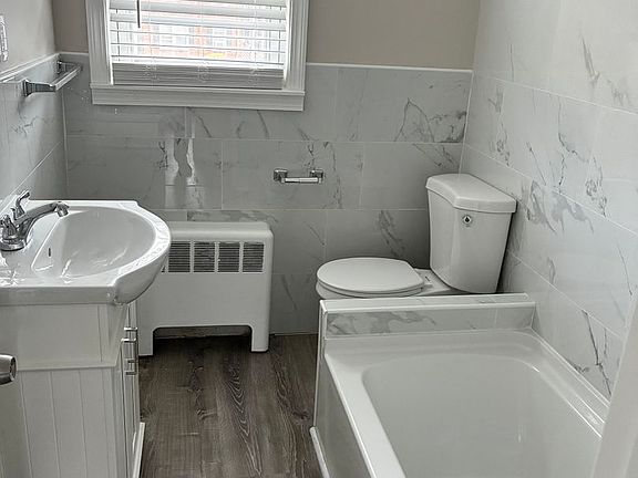 2nd image of 102 Shawomet Ave #119-03