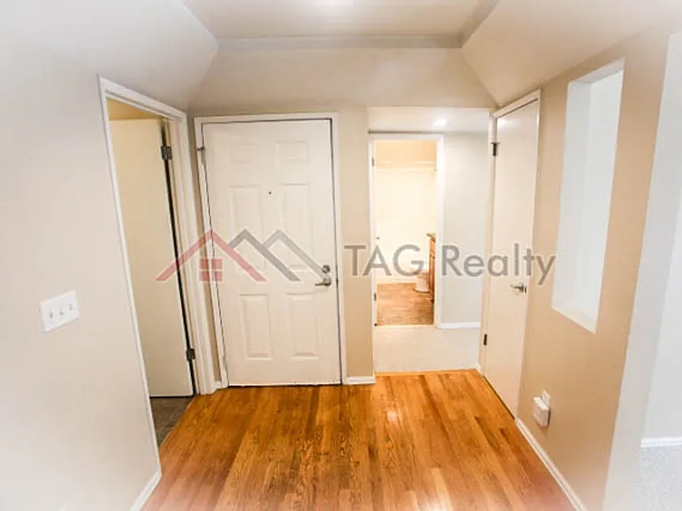 9009 Avondale Rd NE #E109 — Photo 8