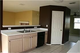 5th image of 1508 Daisy Ln