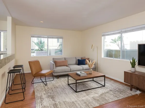 7405 Charmant Dr, San Diego, CA