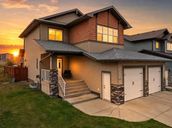 3 E Craig Rd, Sylvan Lake, AB T4S 0N7