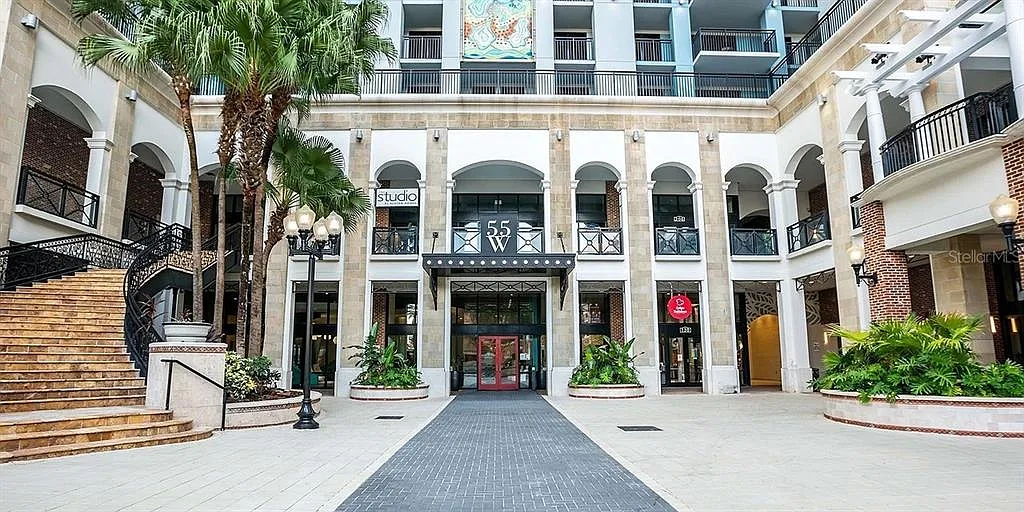 1 bed, 1.0 bath, 775 sqft, $1,850 — Photo 3