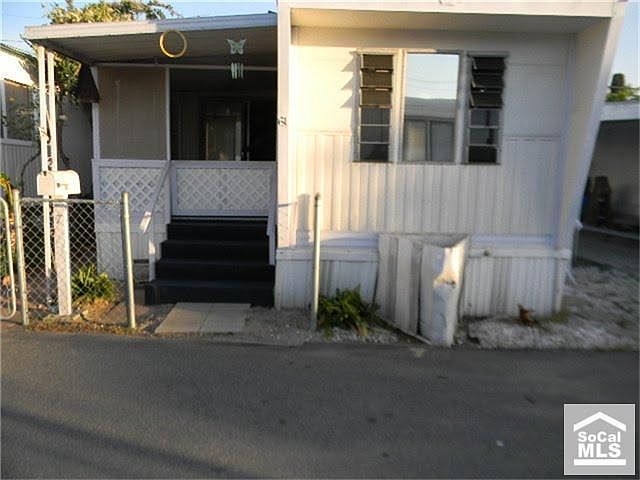2nd image of 17444 Lakewood Blvd Spc 7