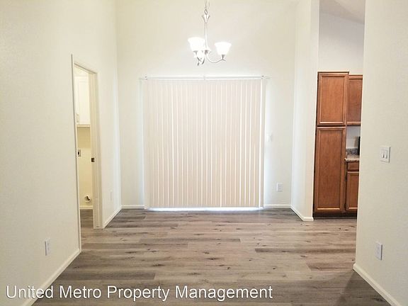 3rd image of 5637 W Yucca St