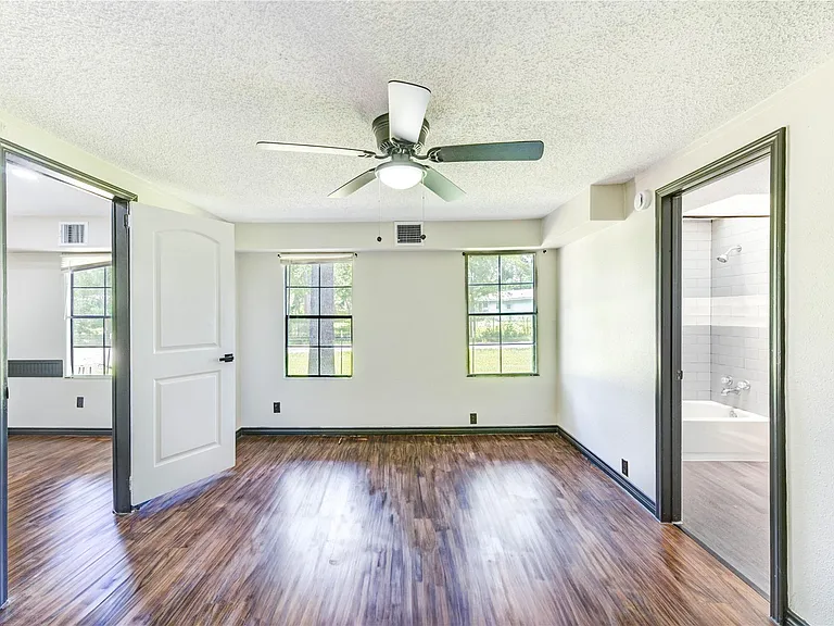 26342 Hunters Trl — Photo 13
