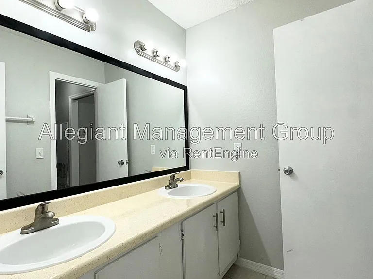 655 Trinidad Ct #655 — Photo 11