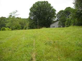 312 Arrowhead Cove Rd, Clarkesville, GA 30523