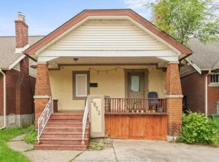 1571 Goyeau St, Windsor, ON N8X 3L5