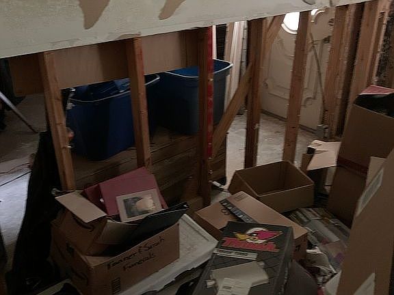 5th image of 1020 Strickland St