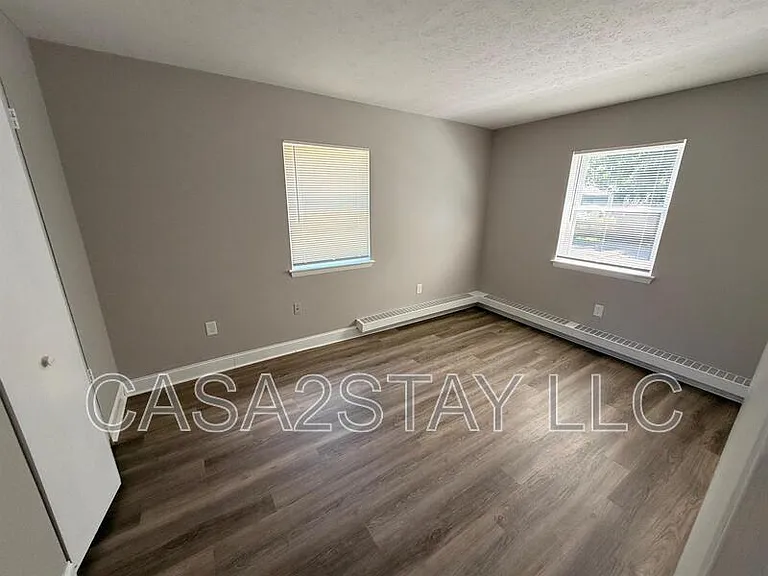 2125 Saint Johns Pl #2125 — Photo 5