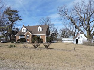 2241 152nd St, Winterset, IA 50273