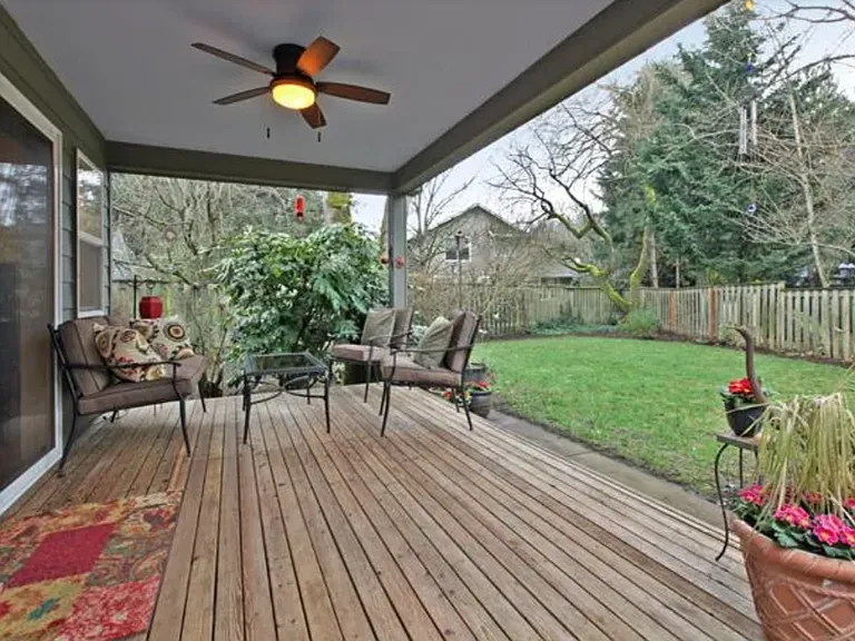 17147 Warren Ct — Photo 2