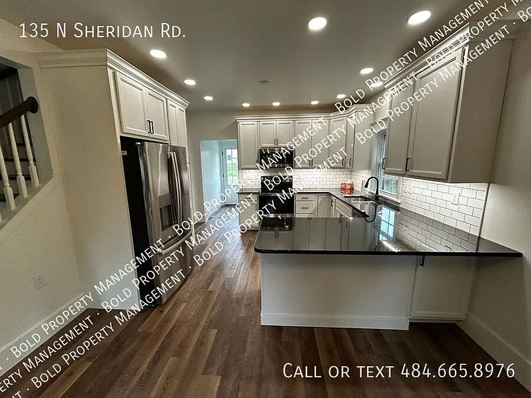 135 N Sheridan Rd — Photo 9