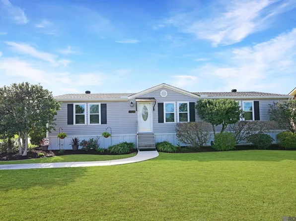 2625 Admirals Landing St, Paulina, LA 70763