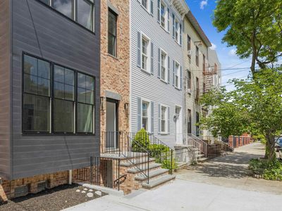 336 Pavonia Ave #2, Jersey City, NJ, 07302