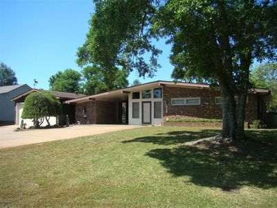 415 Womble St, Oak Island, NC, 28465