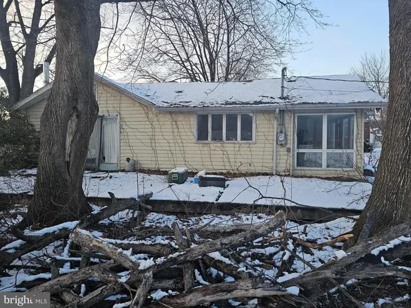 1054 Water Gap Ln, Dauphin, PA 17018