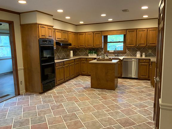 4th image of 3958 Allenhurst Dr