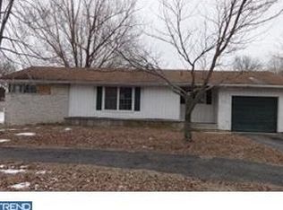 3095 Starlet Dr, Vineland, NJ 08360