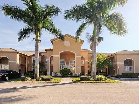 2nd image of 19991 Barletta Ln Unit 1915