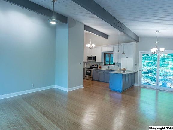 2nd image of 2026 Wooddale Dr NE
